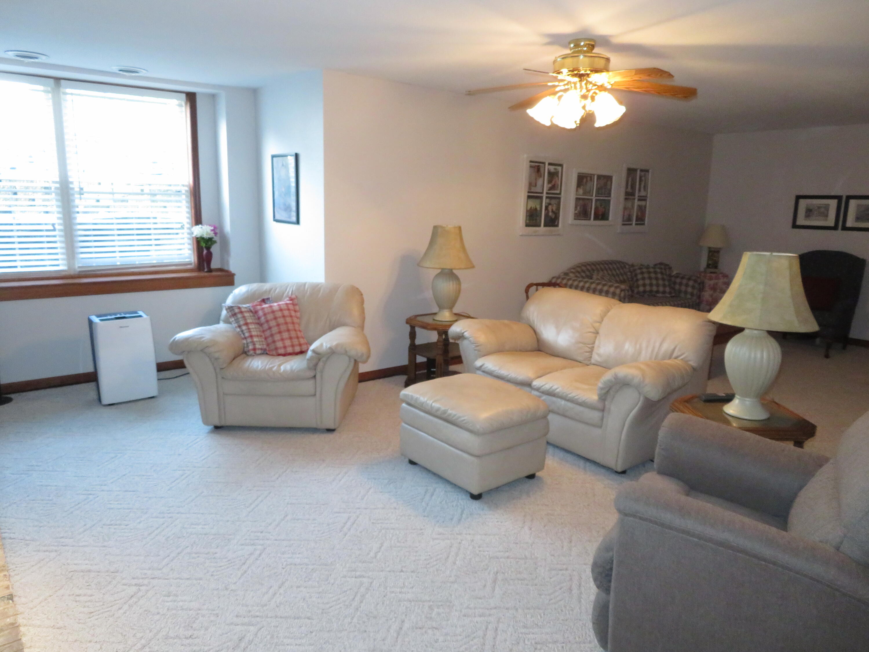 15513 Rutherford Boulevard Monroe, MI 48161 - Photo 39 of 54 IMG_0112