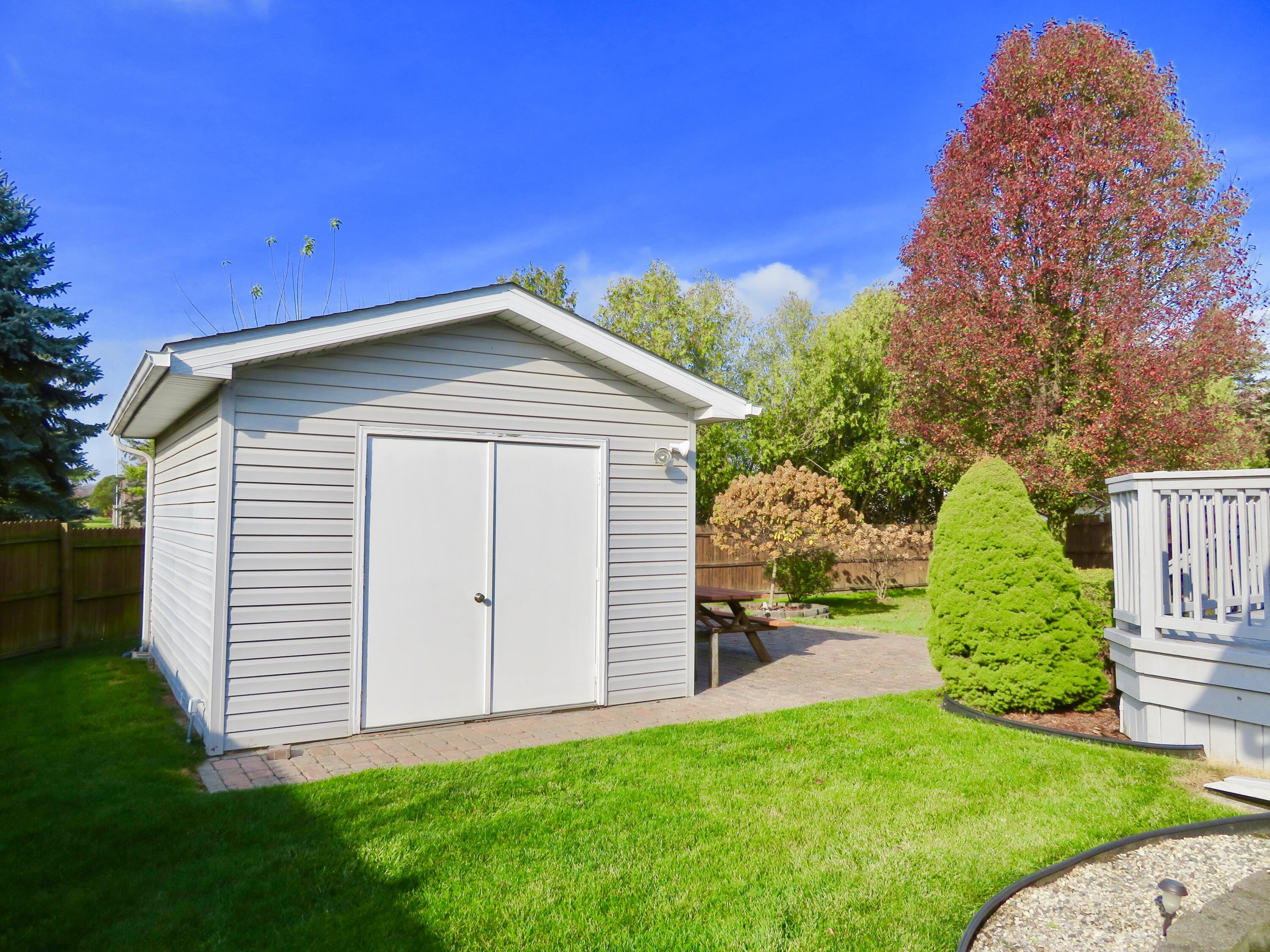 15513 Rutherford Boulevard Monroe, MI 48161 - Photo 7 of 54 fullsizeoutput_67