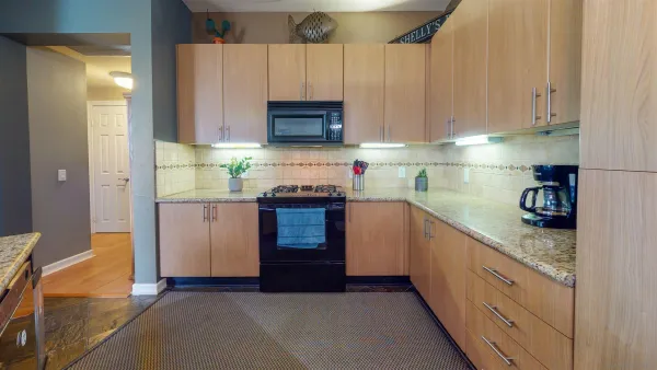 $3,497 | 1480 Broadway, Unit 2401, San Diego, CA 92101