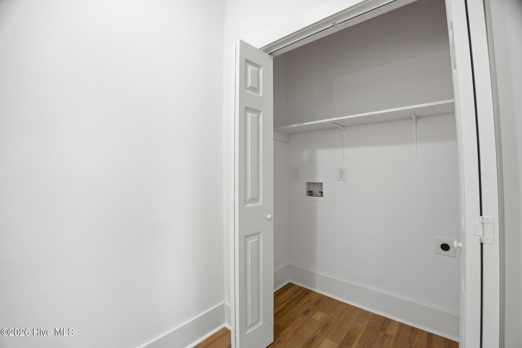 124 Republican Road Windsor, NC 27983 - Photo 19 of 47 hall access to laundry
