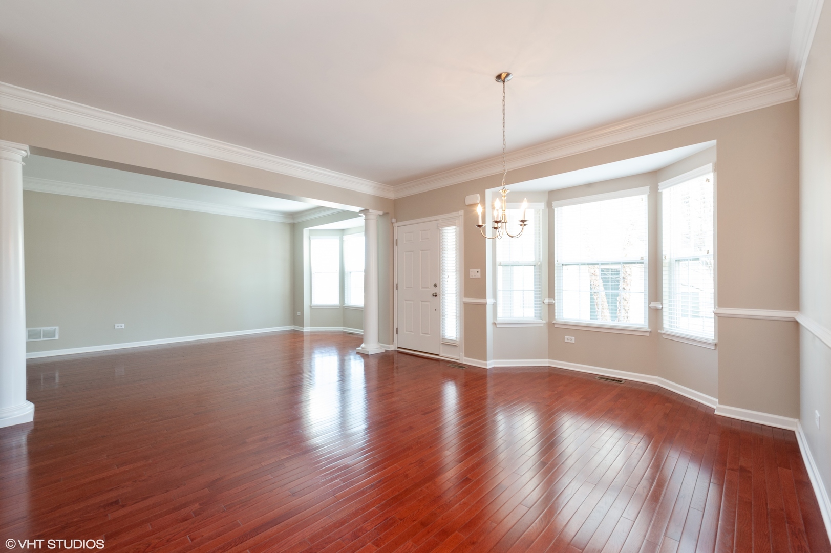 1142 Falcon Ridge Drive Elgin, IL 60124 - Photo 4 of 18