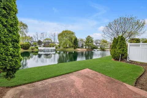 $1,189,000 | 214 Miro Place, Port Washington, NY 11050