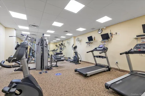 $1,189,000 | 214 Miro Place, Port Washington, NY 11050