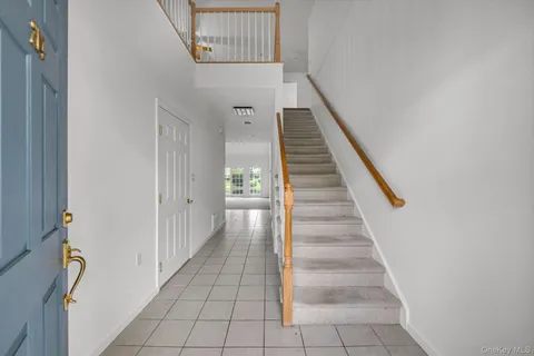 $1,189,000 | 214 Miro Place, Port Washington, NY 11050