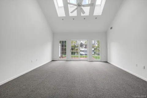 $1,189,000 | 214 Miro Place, Port Washington, NY 11050