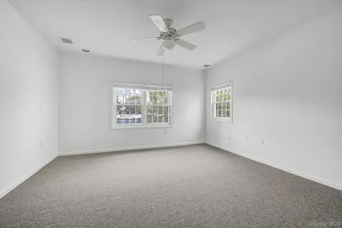 $1,189,000 | 214 Miro Place, Port Washington, NY 11050