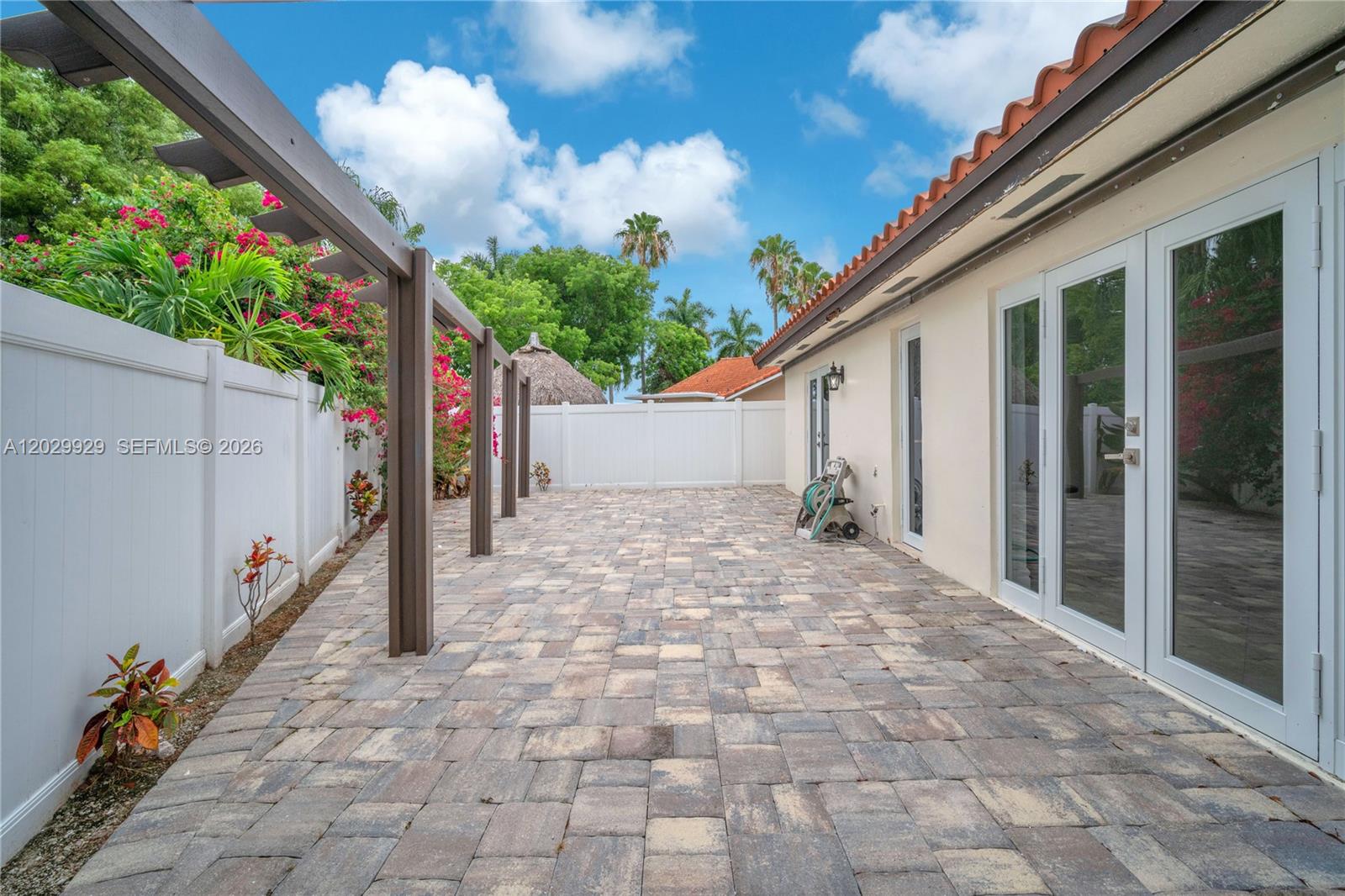 15715 Southwest 76th Terrace Miami, FL 33193 - Photo 33 of 40 Photo 33