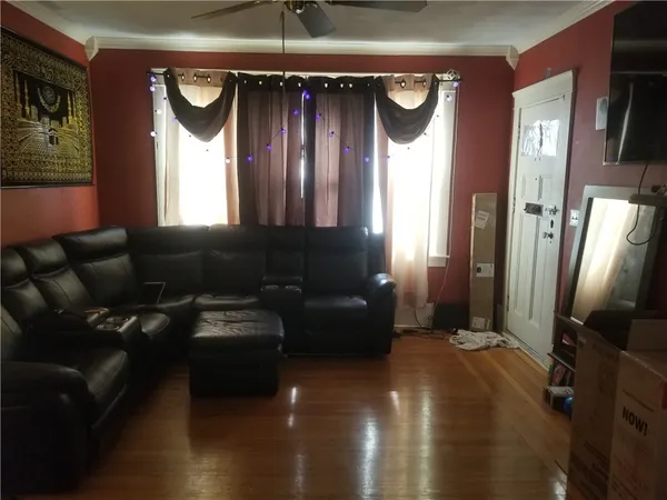 $379,900 | 27 Hillcrest Avenue, Pawtucket, RI 02860