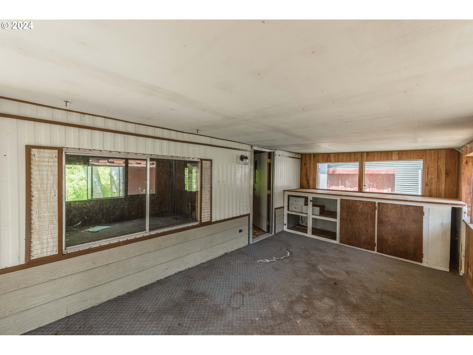 96515 Larson Lane North Bend, OR 97459 - Photo 28 of 48