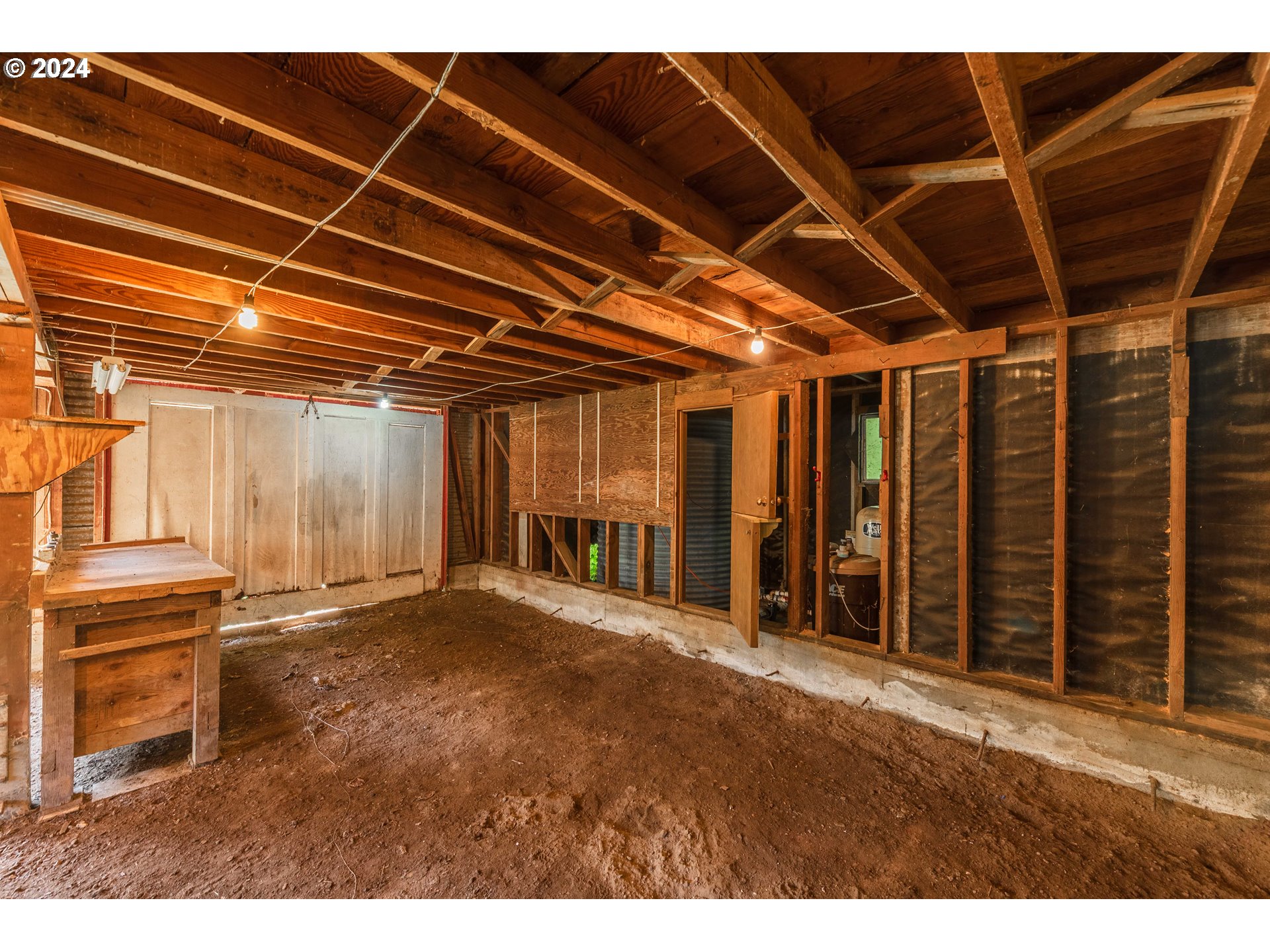 96515 Larson Lane North Bend, OR 97459 - Photo 34 of 48