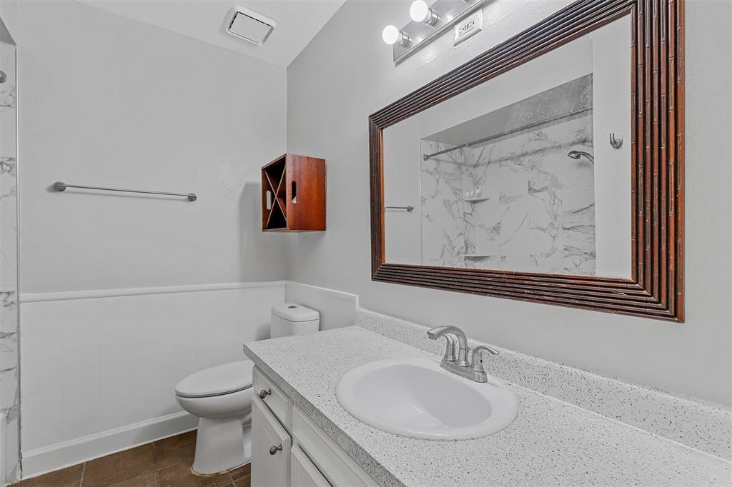 2504 South Fielder Road Arlington, TX 76015 - Photo 12 of 18