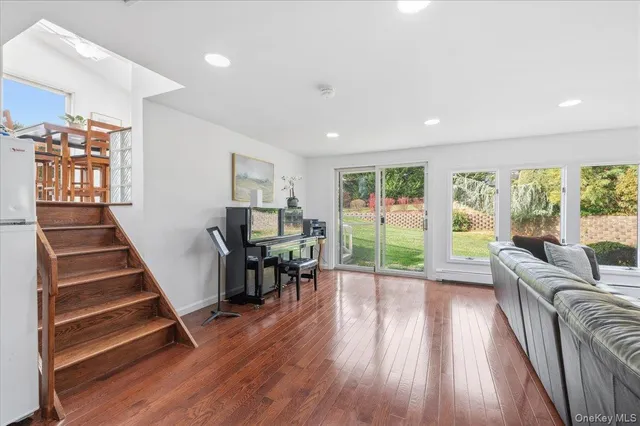 $1,598,888 | 59 Hazelwood Drive, Jericho, NY 11753