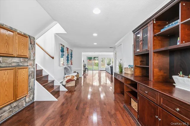 $1,598,888 | 59 Hazelwood Drive, Jericho, NY 11753