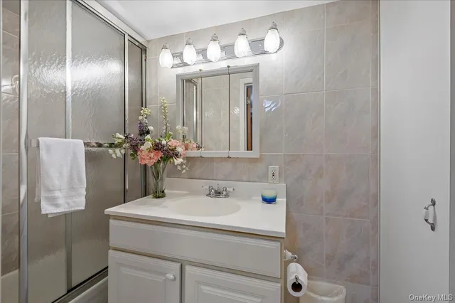 $1,598,888 | 59 Hazelwood Drive, Jericho, NY 11753