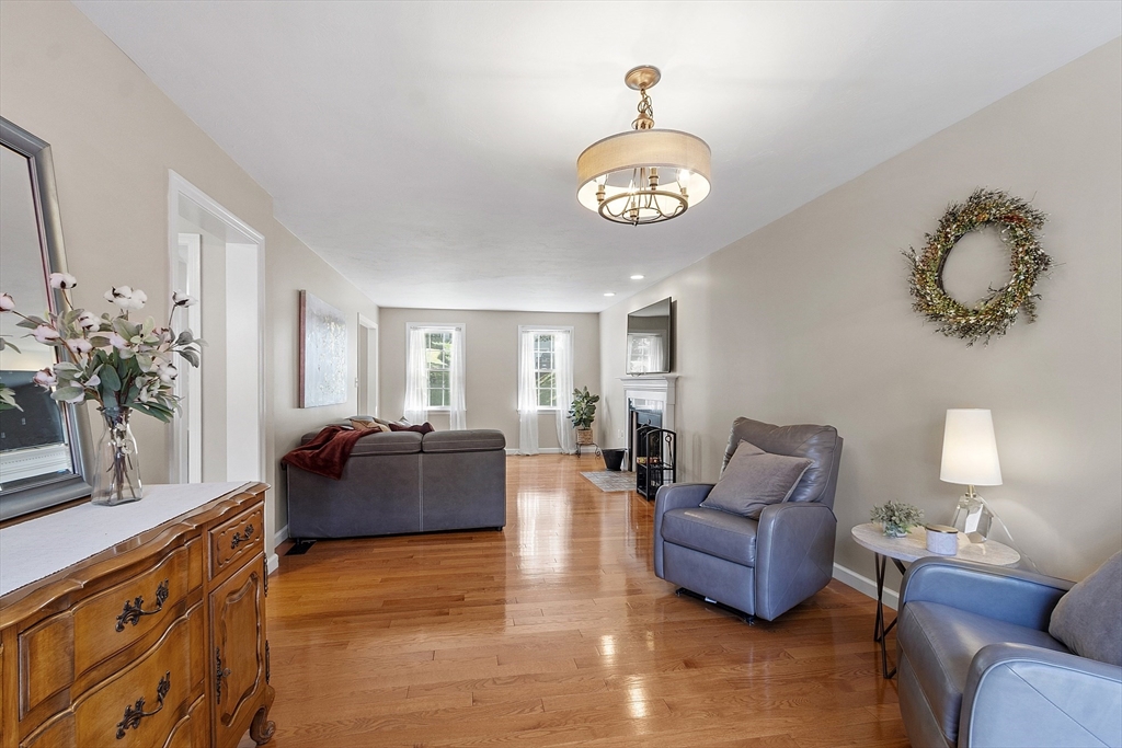 5 Towne Hill Road Haverhill, MA 01835 - Photo 13 of 42 Gallery Image 13