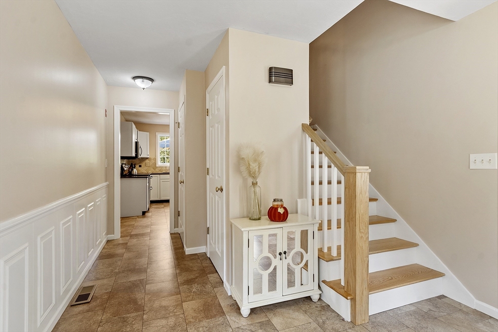 5 Towne Hill Road Haverhill, MA 01835 - Photo 7 of 42 Gallery Image 7