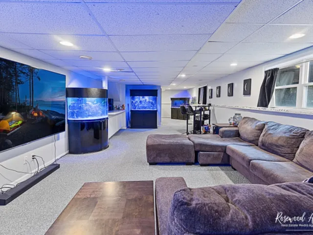 $515,000 | 39-w093 Shannon Square, Geneva, IL 60134