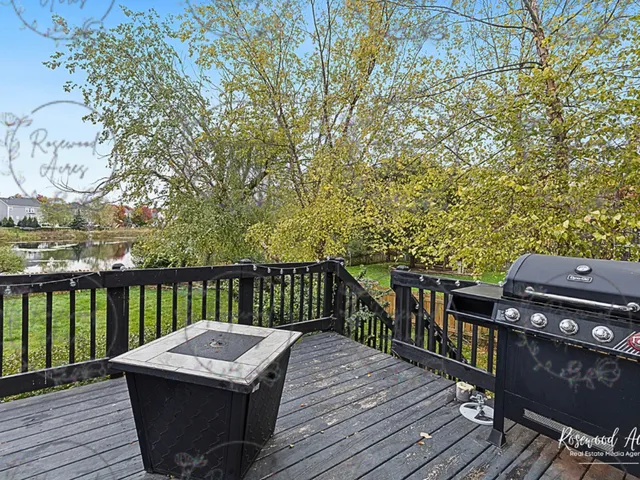 $515,000 | 39-w093 Shannon Square, Geneva, IL 60134