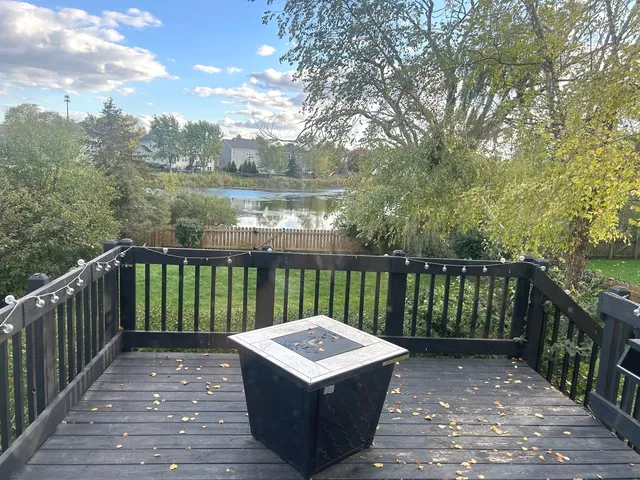 $515,000 | 39-w093 Shannon Square, Geneva, IL 60134