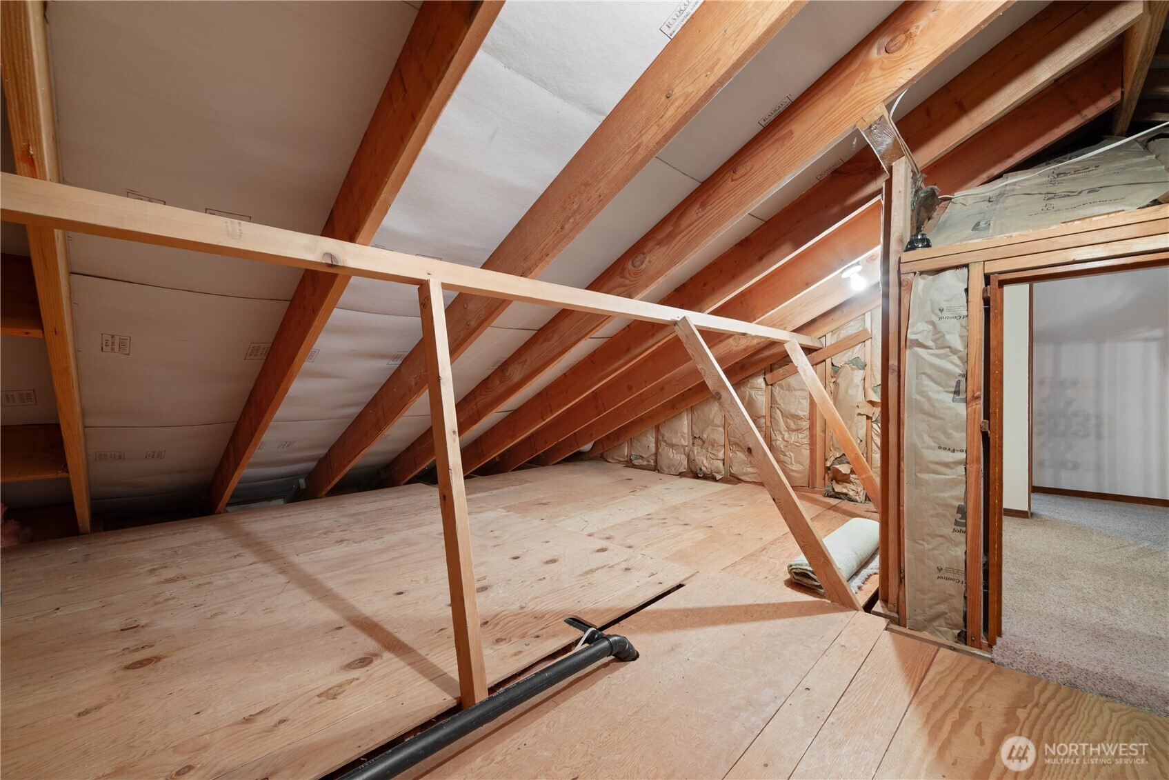 4415 Poplar Way Longview, WA 98632 - Photo 26 of 35 a view of a room with wooden floor