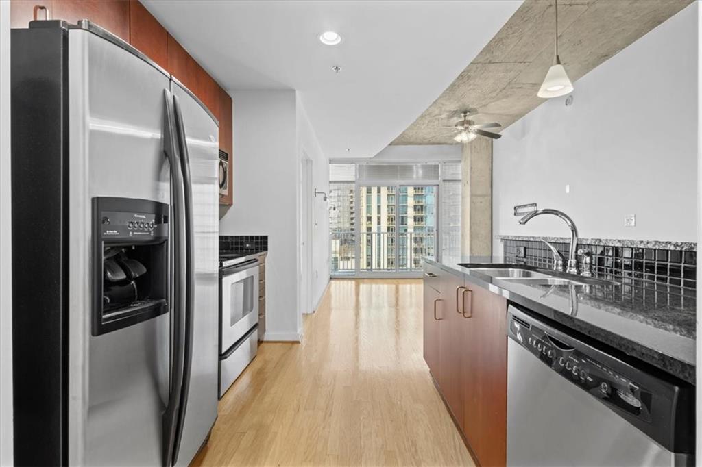 250 Pharr Road Northeast, Unit 1306 Atlanta, GA 30305 - Photo 10 of 38