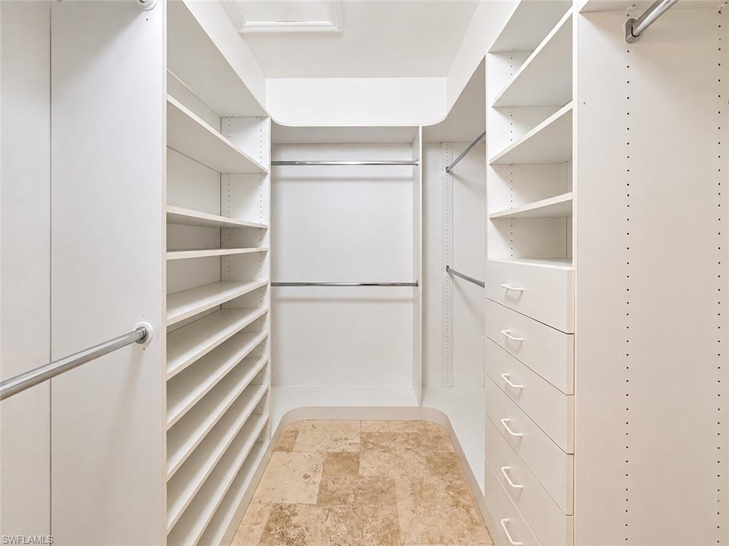 181 Napa Ridge Road East, Unit 35 Naples, FL 34119 - Photo 11 of 22 Gallery Image 11
