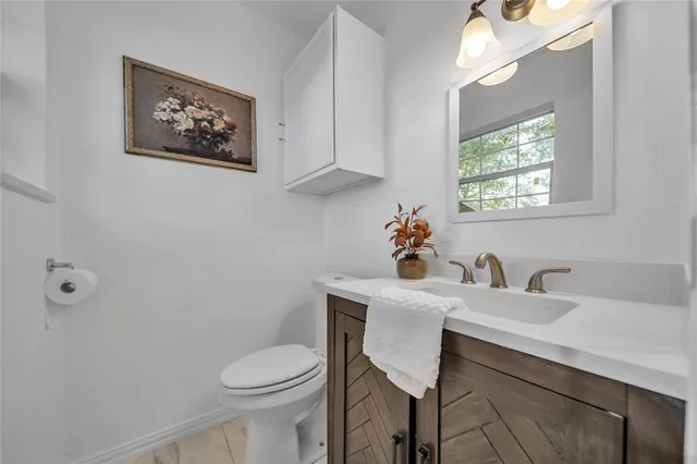 $285,900 | 910 Shorehaven Drive, Garland, TX 75040