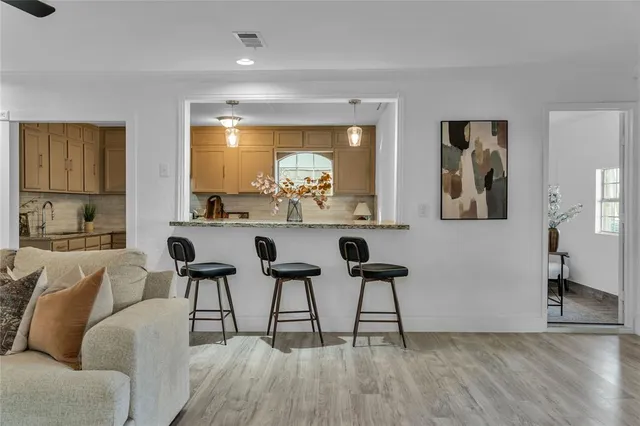 $285,900 | 910 Shorehaven Drive, Garland, TX 75040