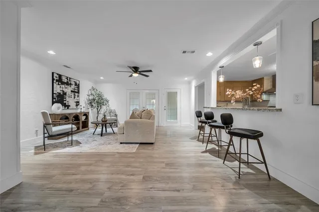 $285,900 | 910 Shorehaven Drive, Garland, TX 75040