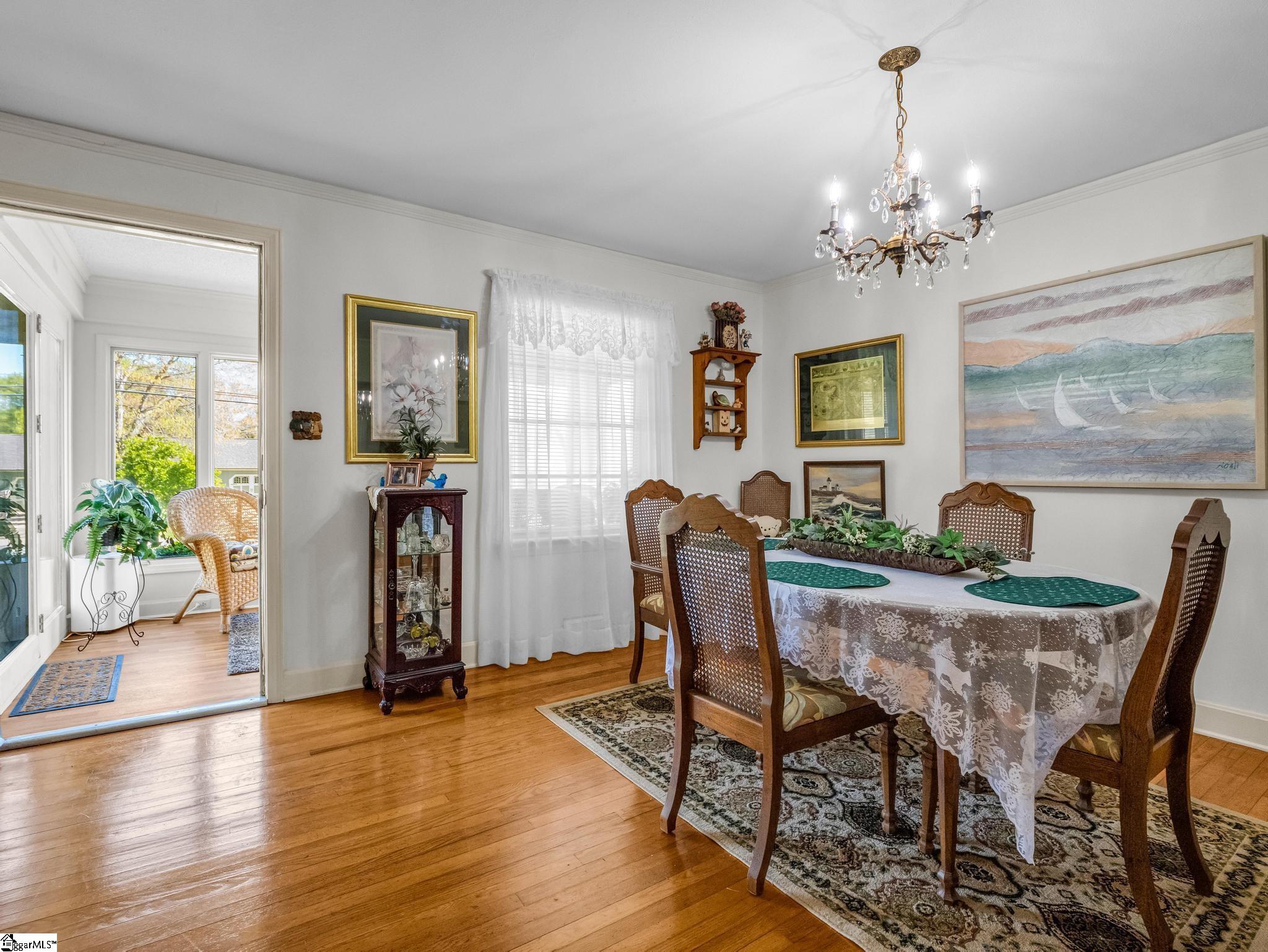 335 North Suber Road Taylors, SC 29687 - Photo 3 of 34