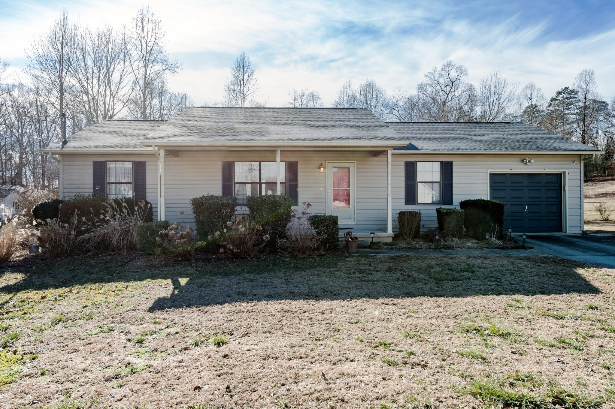 136 Rebel Road Harriman, TN 37748 - Photo 1 of 27 Gallery Image 1