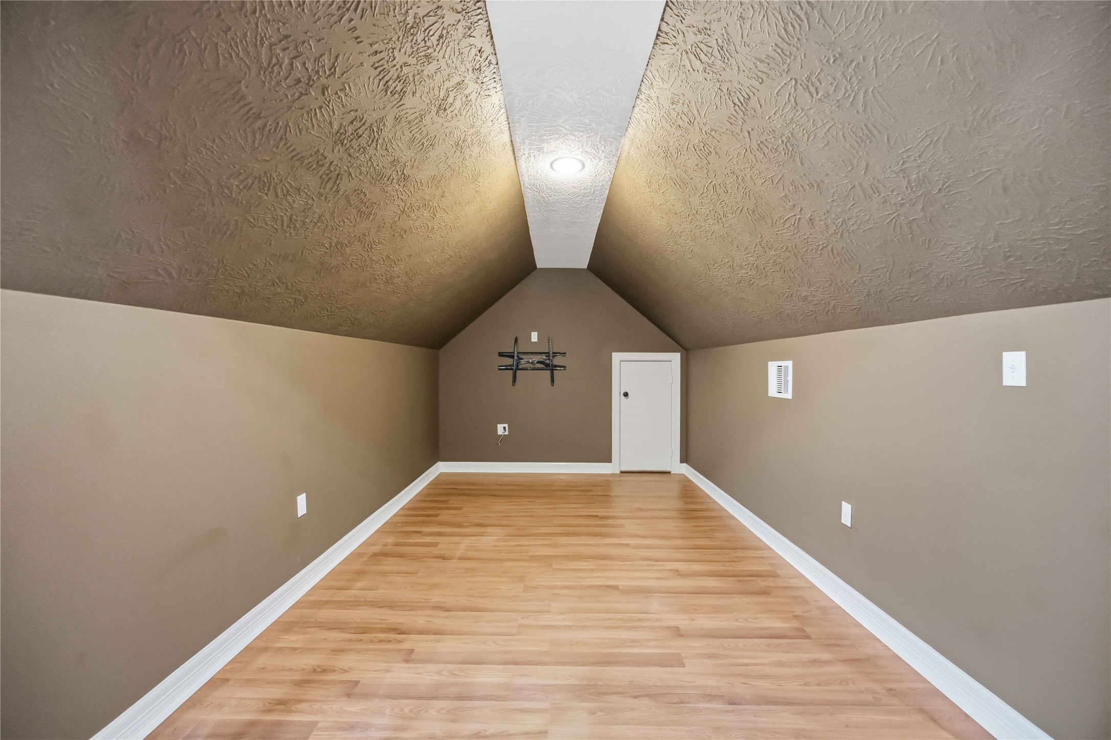 21015 Angus Drive Cleveland, TX 77328 - Photo 34 of 50 Gallery Image 34