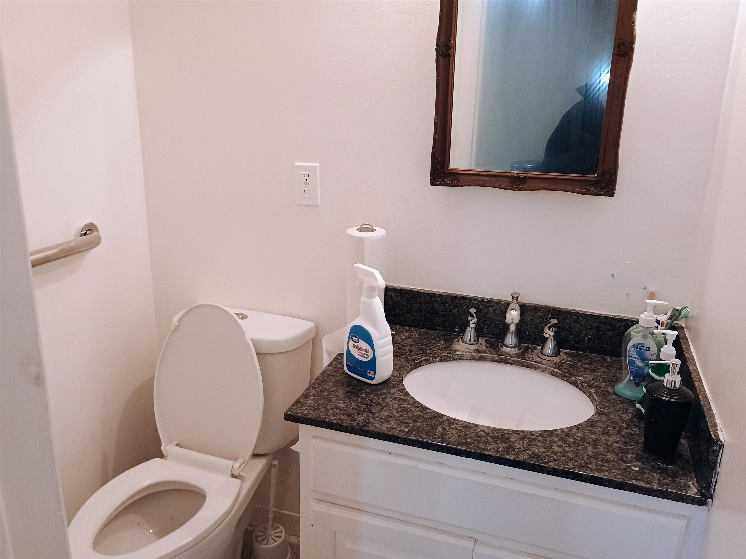 3321 West Riverside Boulevard Rockford, IL 61101 - Photo 23 of 37