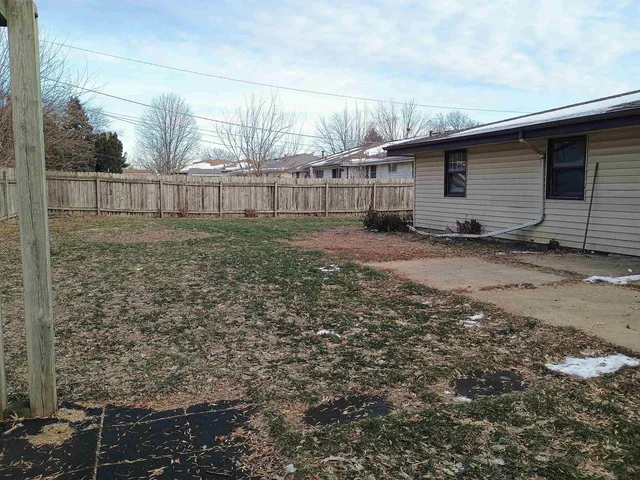 $199,900 | 3321 West Riverside Boulevard, Rockford, IL 61101