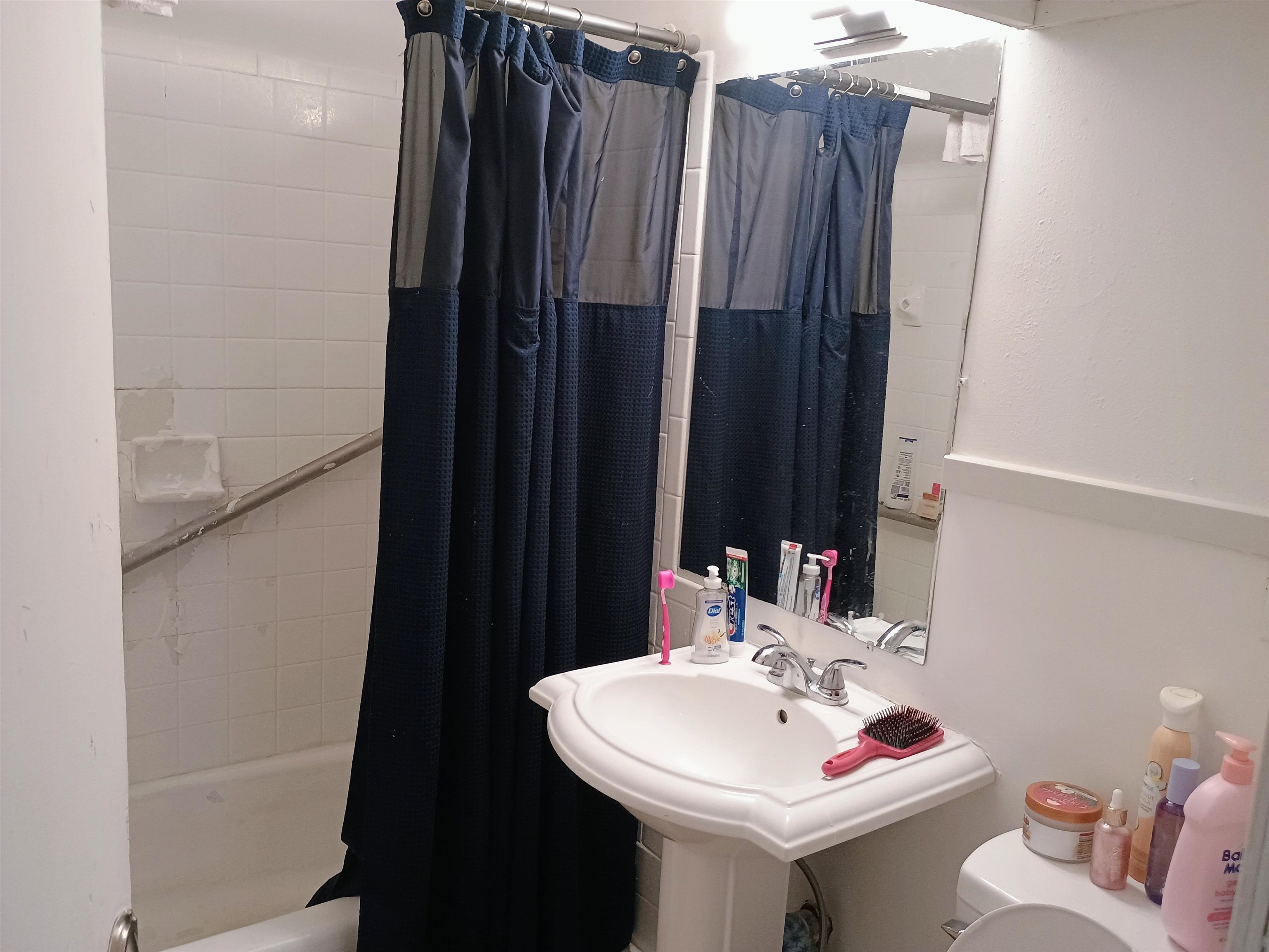 3321 West Riverside Boulevard Rockford, IL 61101 - Photo 8 of 37