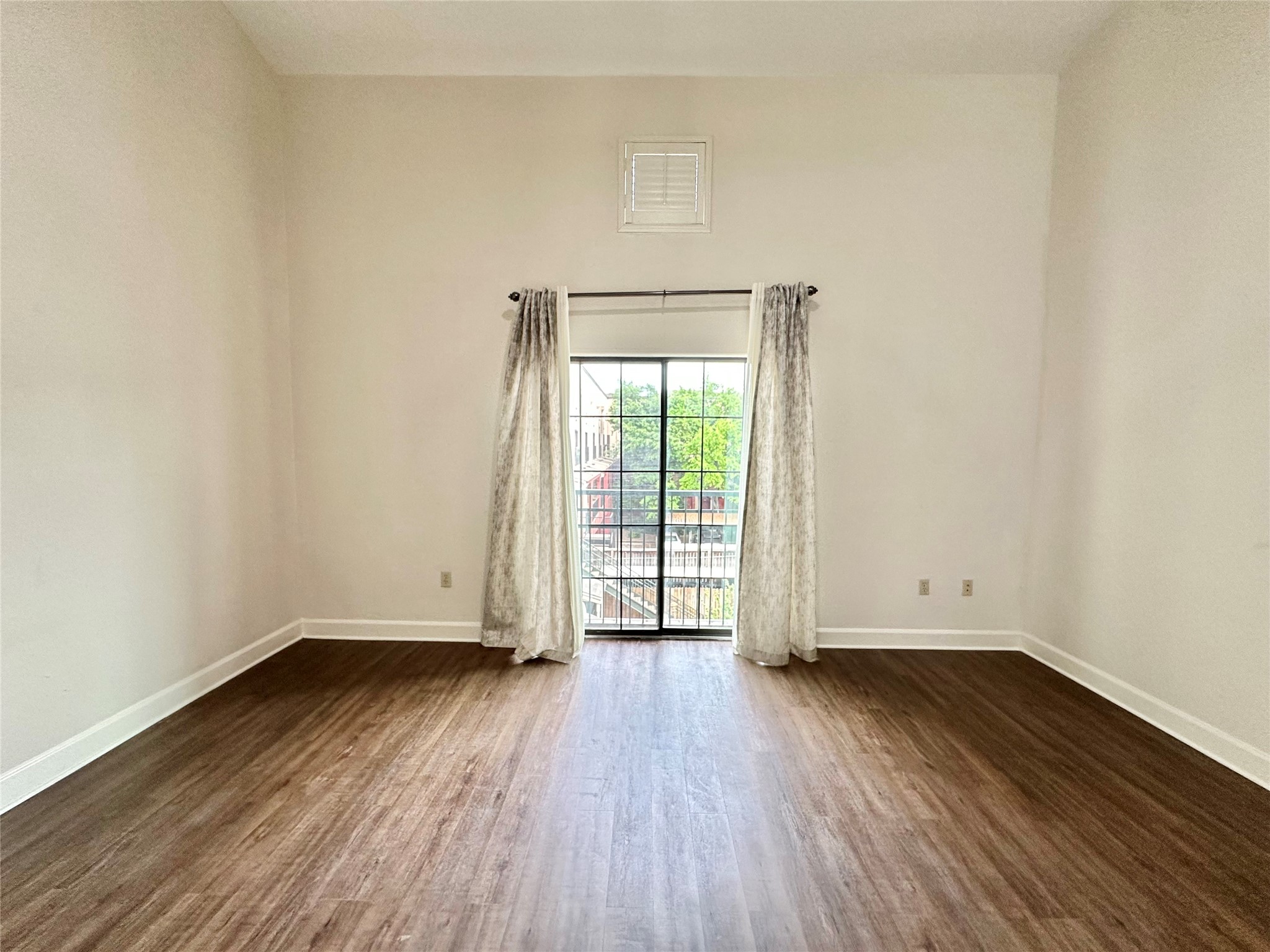 1602 Elgin Street, Unit 13 Houston, TX 77004 - Photo 15 of 22