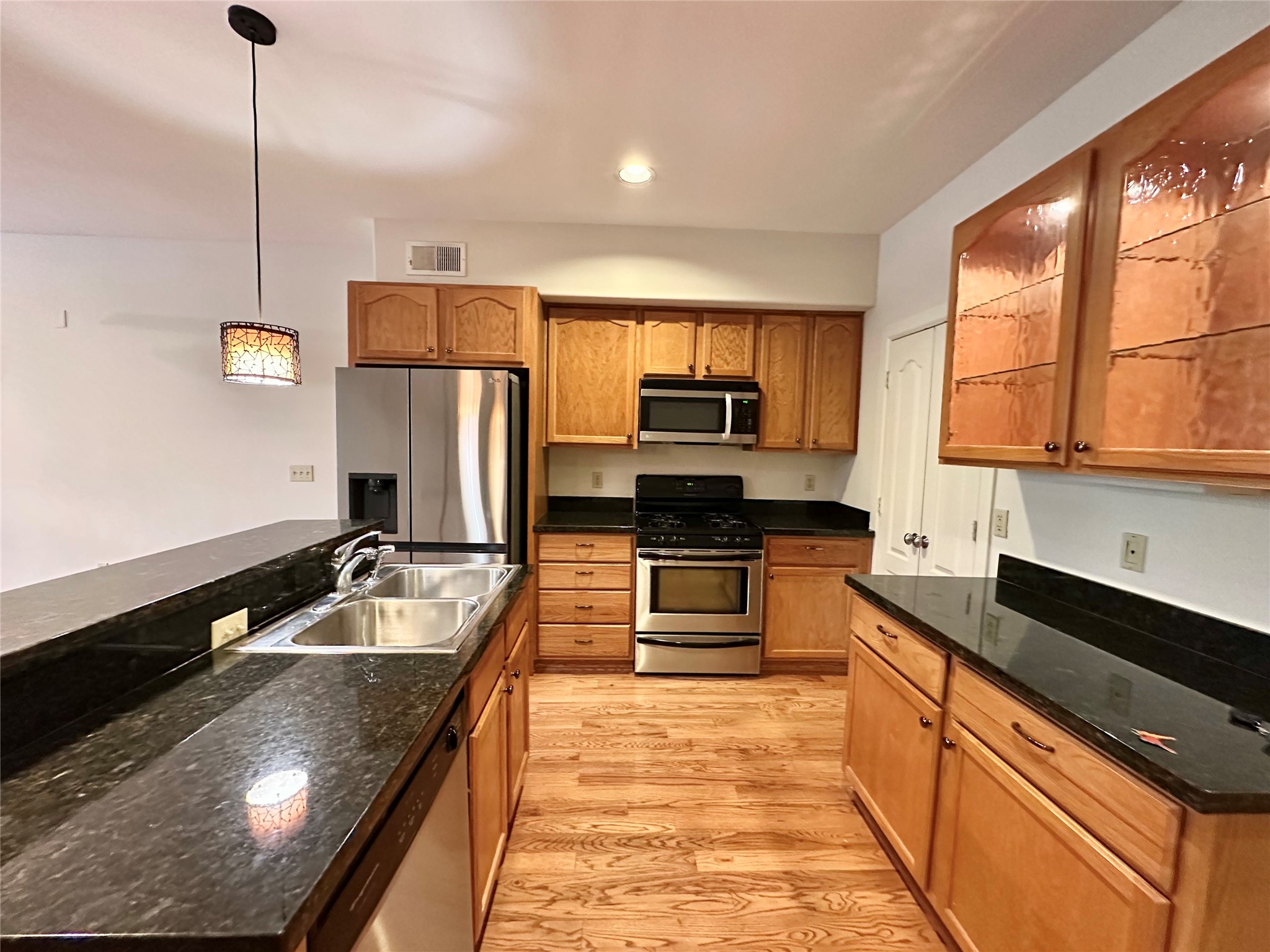 1602 Elgin Street, Unit 13 Houston, TX 77004 - Photo 3 of 22