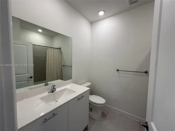 $4,500 | 12845 Northwest 24th Avenue, Miami, FL 33147