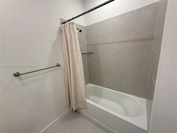 $4,500 | 12845 Northwest 24th Avenue, Miami, FL 33147