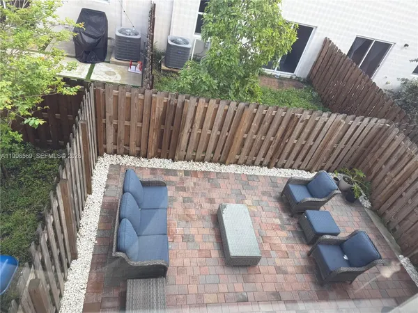 $4,500 | 12845 Northwest 24th Avenue, Miami, FL 33147