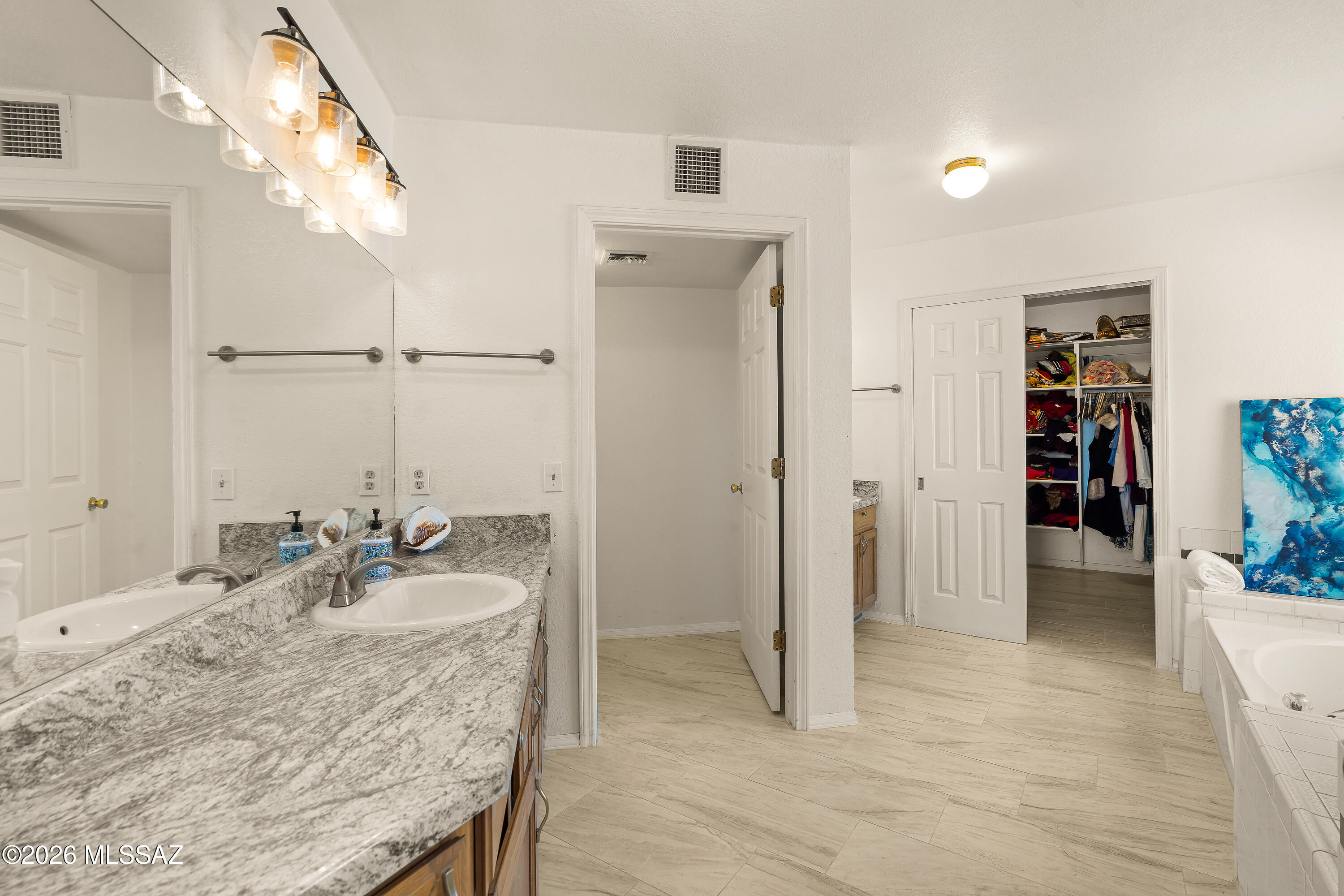 1027 Acaso Court Rio Rico, AZ 85648 - Photo 26 of 50 2 Interiors-22