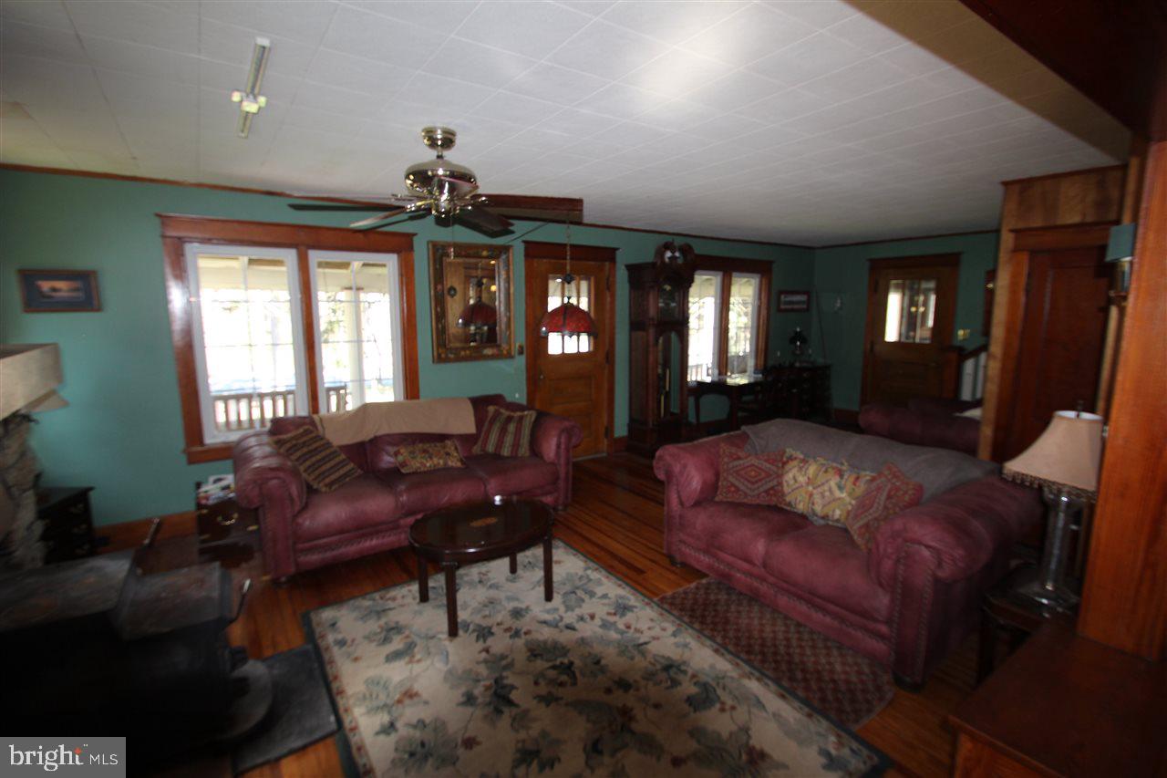 4615 Carlisle Road Gardners, PA 17324 - Photo 3 of 25 Gallery Image 3