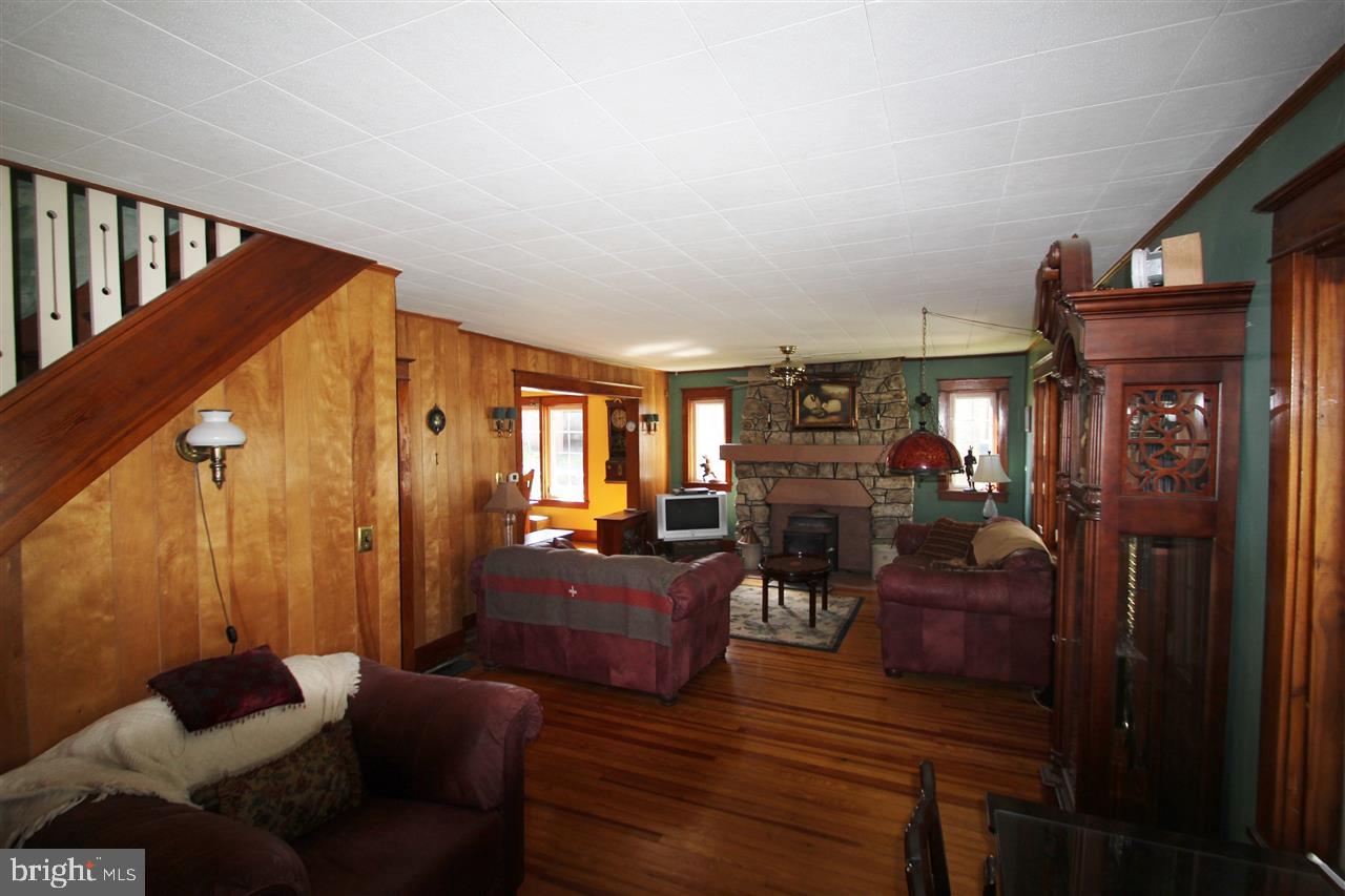 4615 Carlisle Road Gardners, PA 17324 - Photo 10 of 25 Gallery Image 10