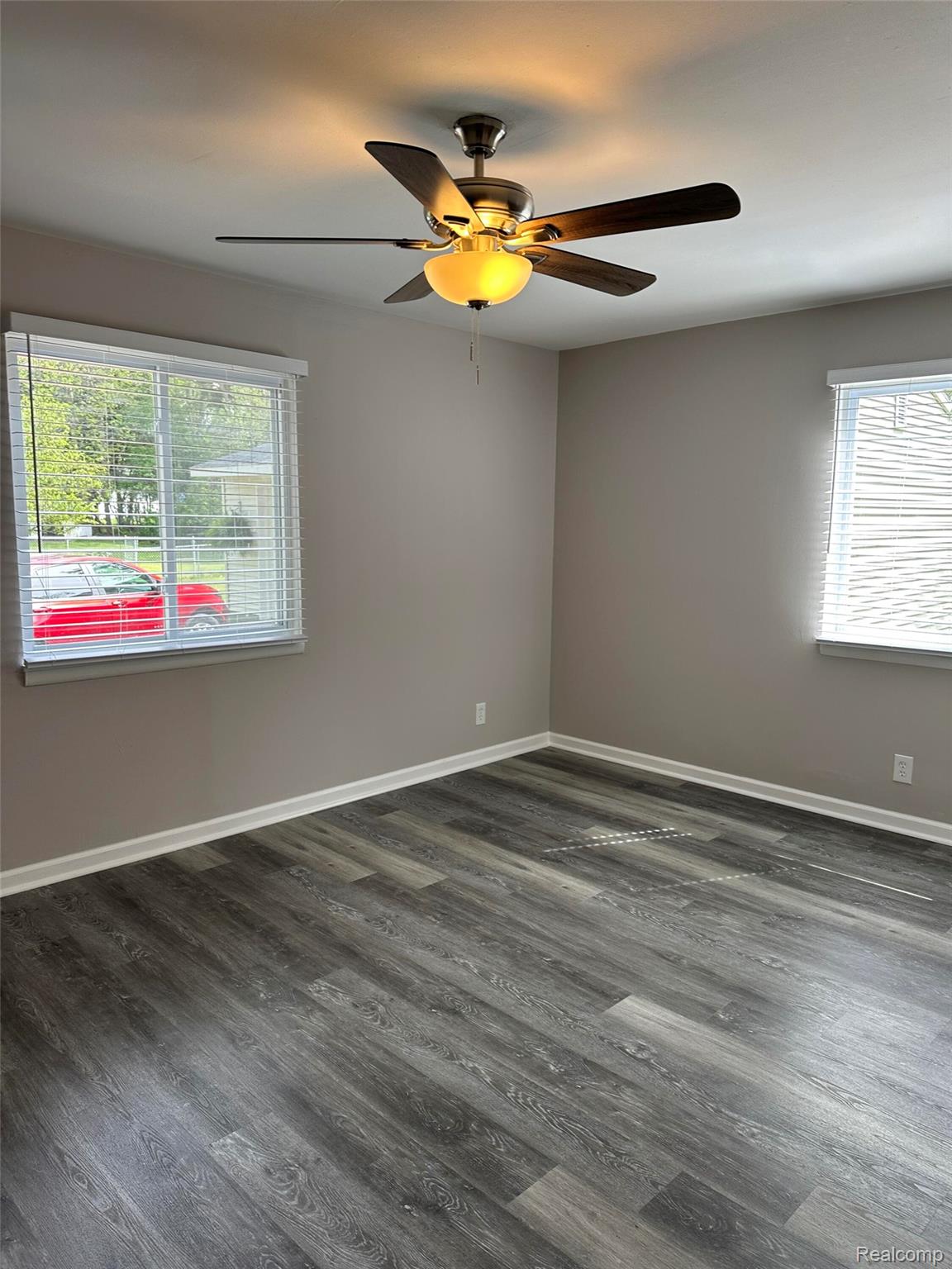 6161 East River Road Flushing, MI 48433 - Photo 39 of 62 39_beyc6a1381a14dd5f.jpg