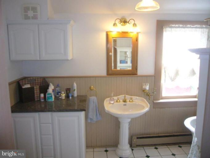 3481 Uniontown Road Westminster, MD 21158 - Photo 13 of 24 Bath #2
