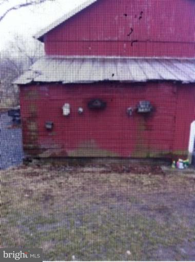 3481 Uniontown Road Westminster, MD 21158 - Photo 15 of 24 Barn