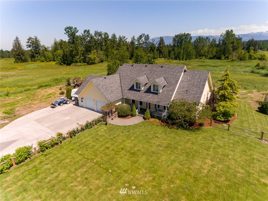 5740 Mertz Road Bellingham, WA 98226 - Photo 2 of 25