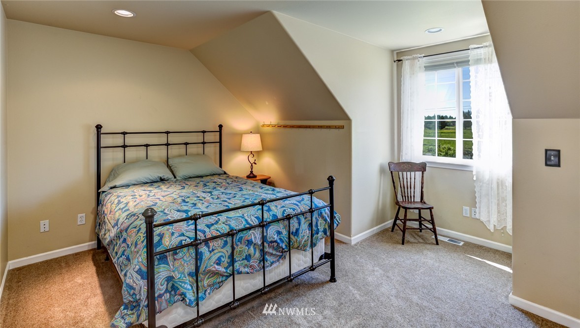 5740 Mertz Road Bellingham, WA 98226 - Photo 21 of 25