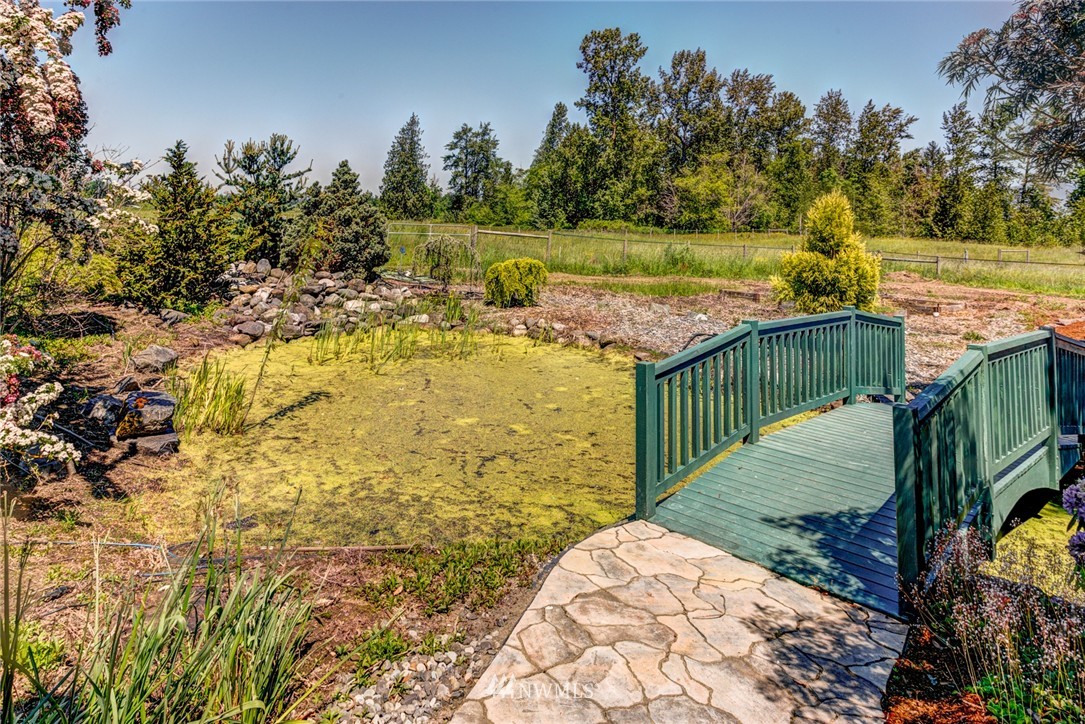 5740 Mertz Road Bellingham, WA 98226 - Photo 8 of 25