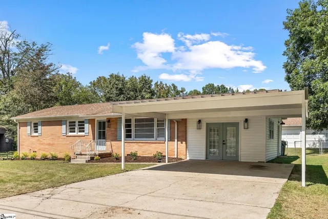 $349,000 | 409 Mapleton Drive, Greenville, SC 29607
